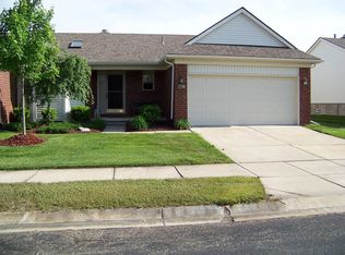17198 Westgrove Dr, Macomb, MI 48042
