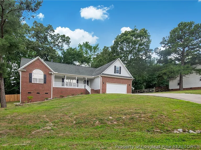 278 Oakmont Dr — Photo 2