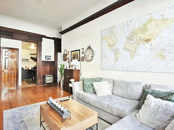4th image of 226 W 72nd St APT 2A