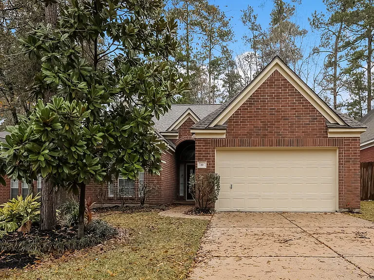 19 Rosewater Pl — Photo 1