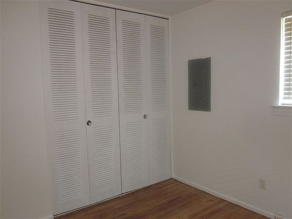 spacious closet/bedroom