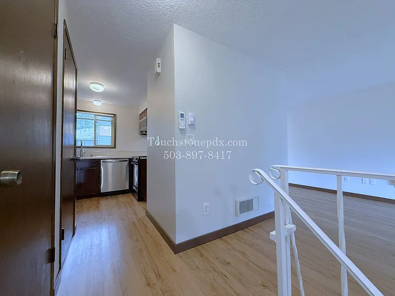 120 SE 176th Pl — Photo 12