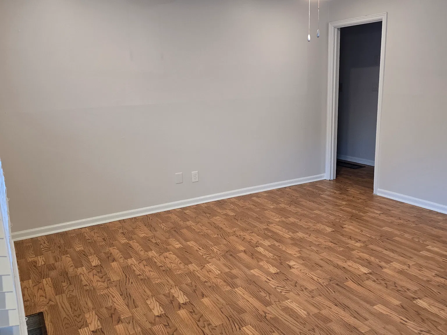 2 bed, 800 sqft, $1,550 — Photo 1