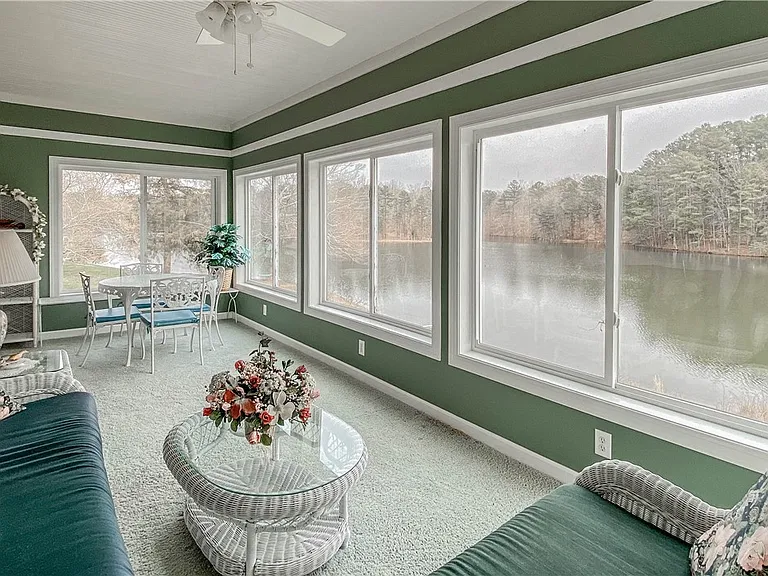 255 Starritt Ln — Photo 18