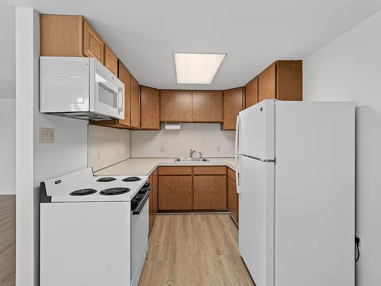 339 Water St #339 — Photo 6