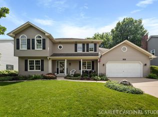 1255 Newton Ave, Batavia, IL 60510