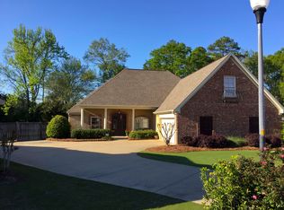 411 Julee Cir, Brandon, MS 39042