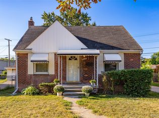 8420 Warren Blvd, Center Line, MI 48015