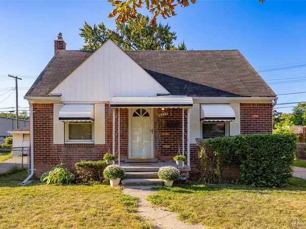 8420 Warren Blvd, Center Line, MI 48015