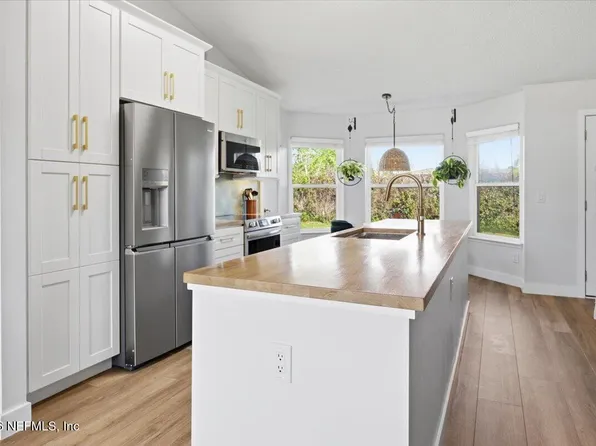 423 BAYBROOK Drive, Fleming Island, FL 32003