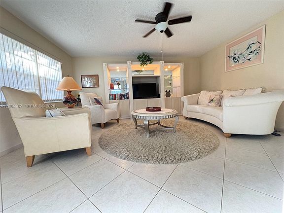 2nd image of 368 Burgundy Ave #368-H