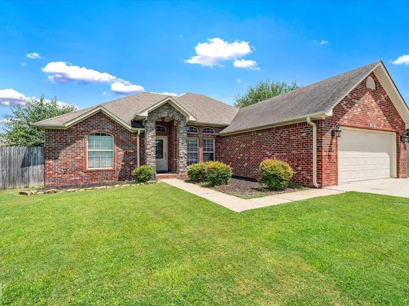 102 Lenford Dr, Bono, AR 72416