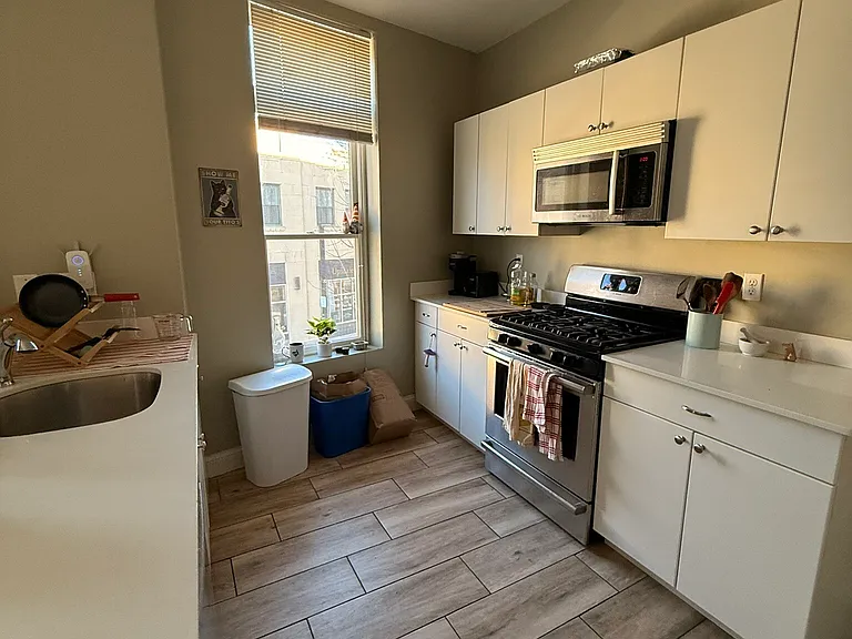 10 Roxbury St #3 — Photo 3