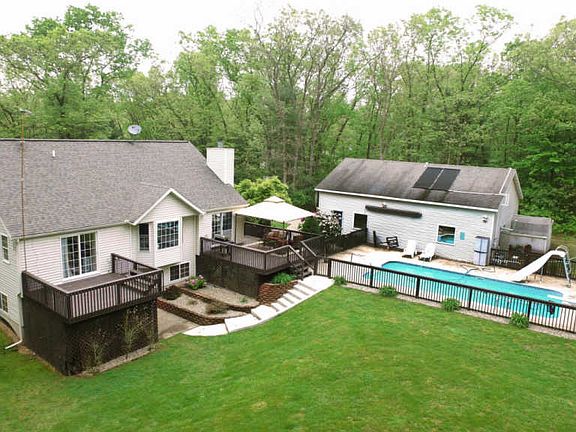 3rd image of 4412 Oak Hollow Ct
