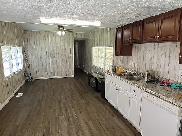 2947 Dogwood St NW — Photo 6