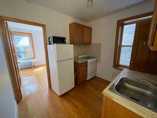 Rented by Highline Residential | media 2