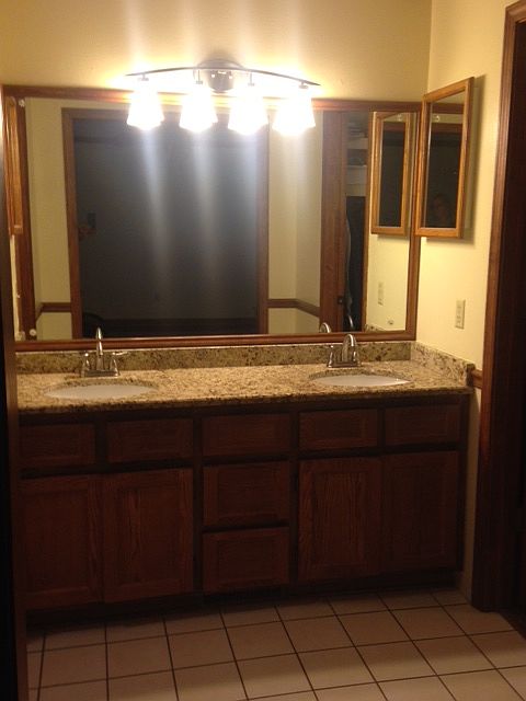 Master vanity