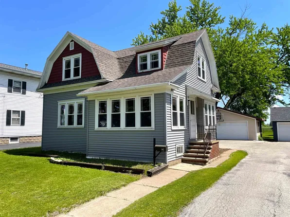 542 N Main St, Seymour, WI 54165