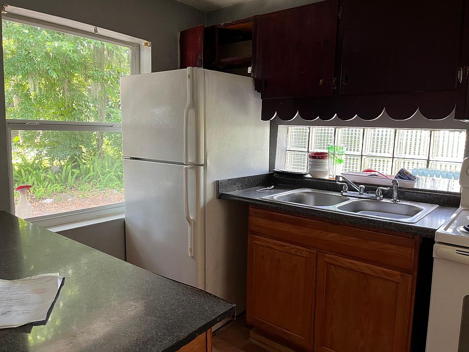 2nd image of 5010 S Ridgewood Ave