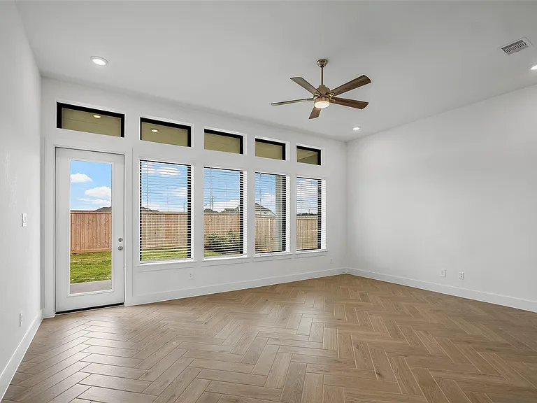 21747 Zebra Swallowtail Dr — Photo 6