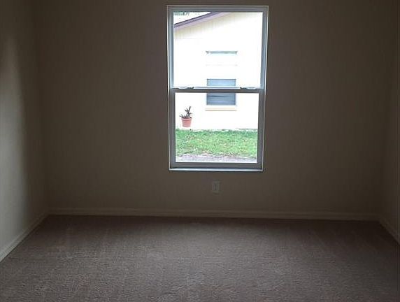 3rd image of 10444 Canal Brook Ln