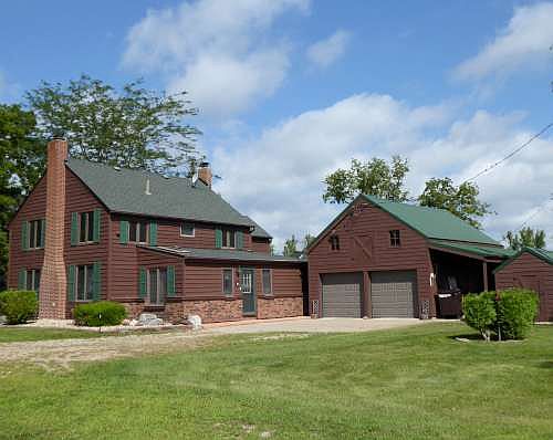 601 South Shore Drive, Windom, Mn 56101