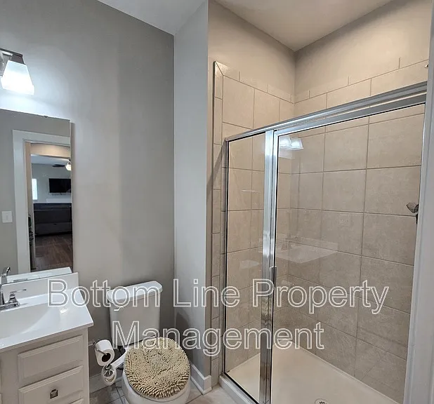 2030 Sewall Ave SW — Photo 14