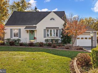 219 Woods Dr, Mechanicsburg, PA