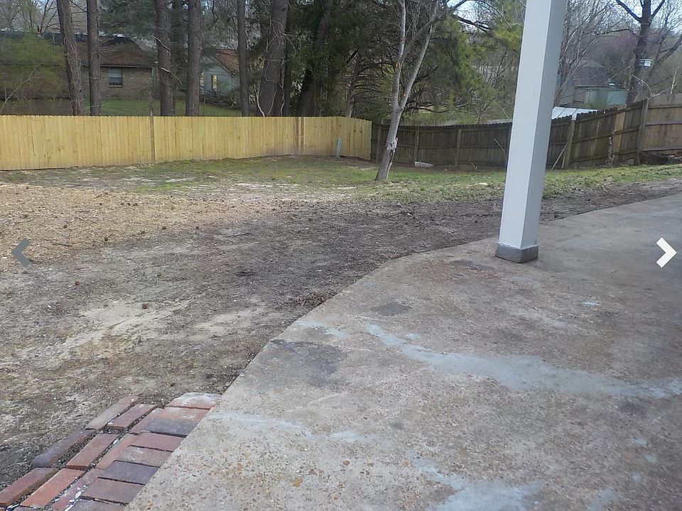2nd image of 5784 Ashford Dr