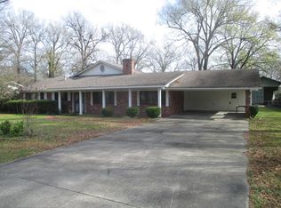 25 Oakwood Dr, Monroe, LA 71203