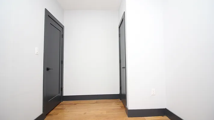 Rented by Nooklyn NYC LLC | media 22