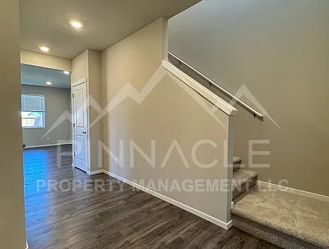 4 bed, 2.5 bath, 1860 sqft, $2,650 — Photo 3
