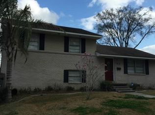 613 Sheldon Ln, New Orleans, LA 70123