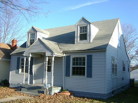 2nd image of 225 E Fairview Ave