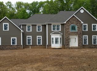 7 Lockwood Drive, Bridgewater, NJ 08807