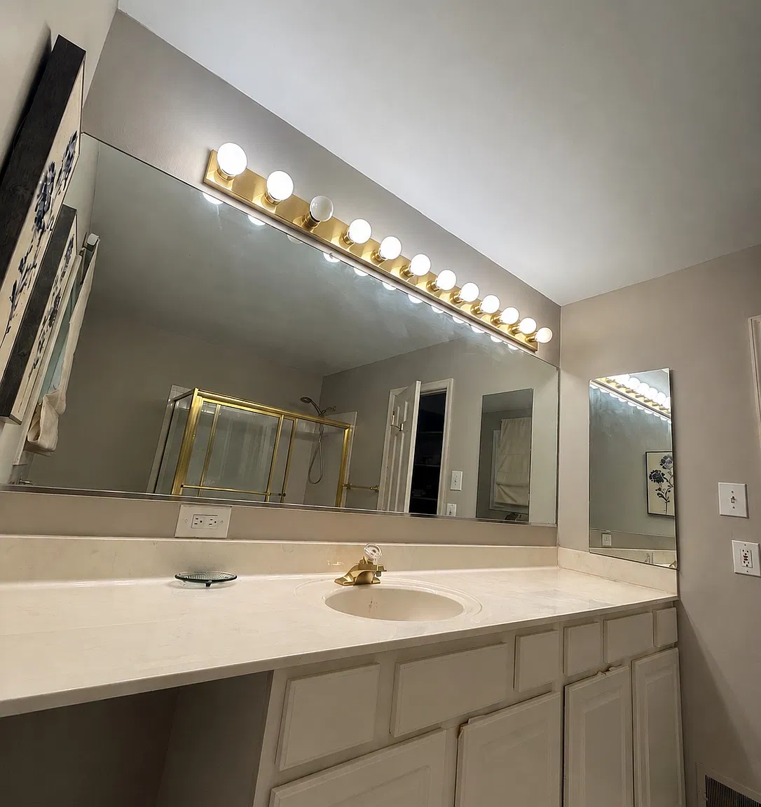4 bed, 3.5 bath, 2812 sqft, $5,800 — Photo 4