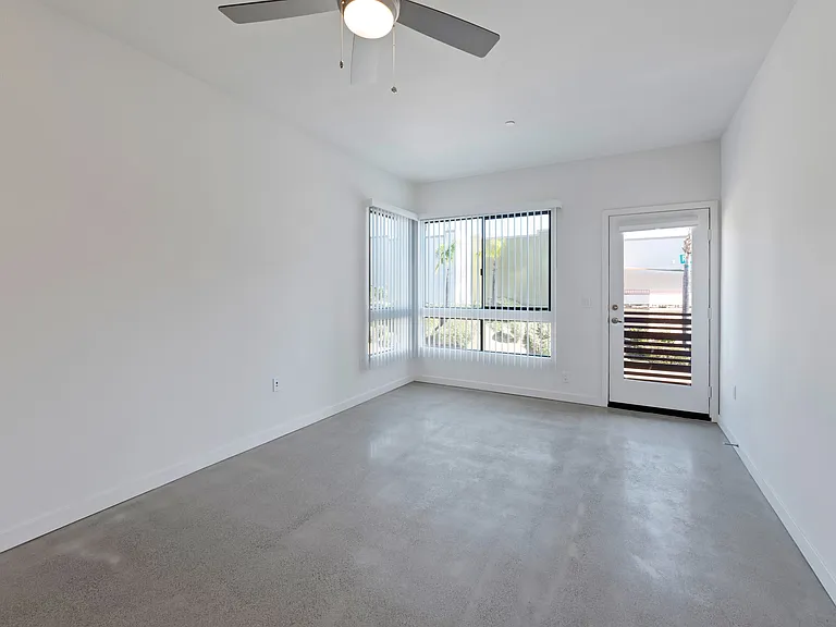 5900 Severin Dr — Photo 44