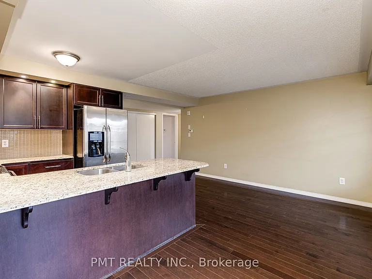 671 Warden Ave #29B — Photo 5