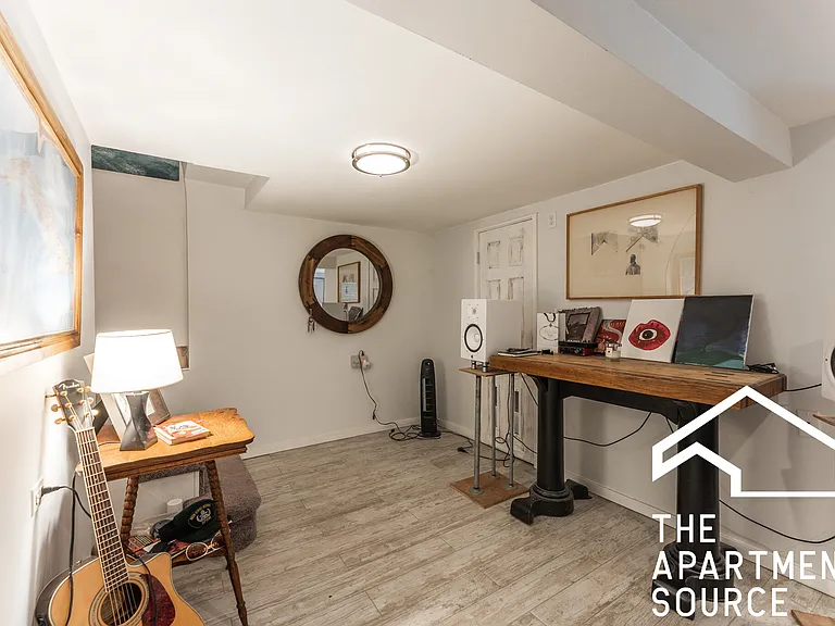 2732 N Monticello Ave #G — Photo 2