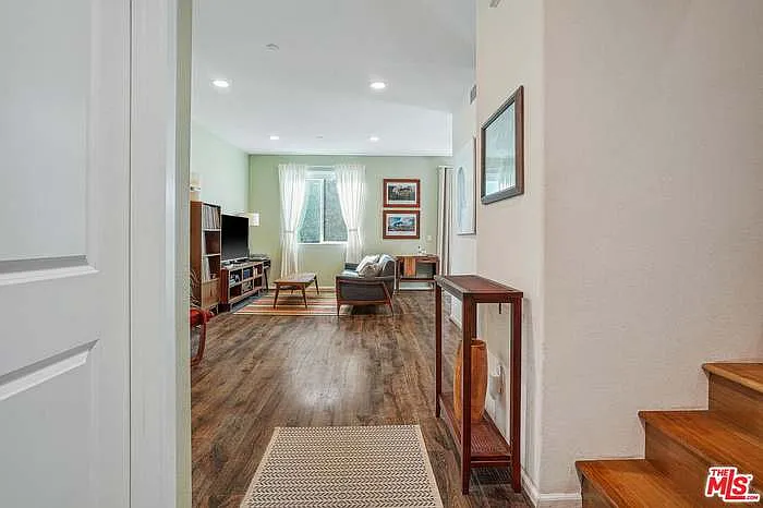 7607 N Patriot Way — Photo 3