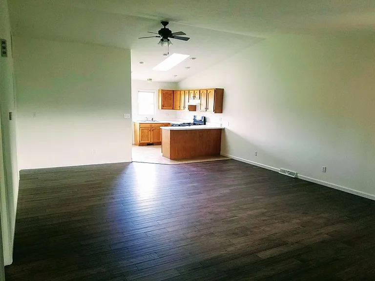 625 Oakbrook Ave — Photo 6