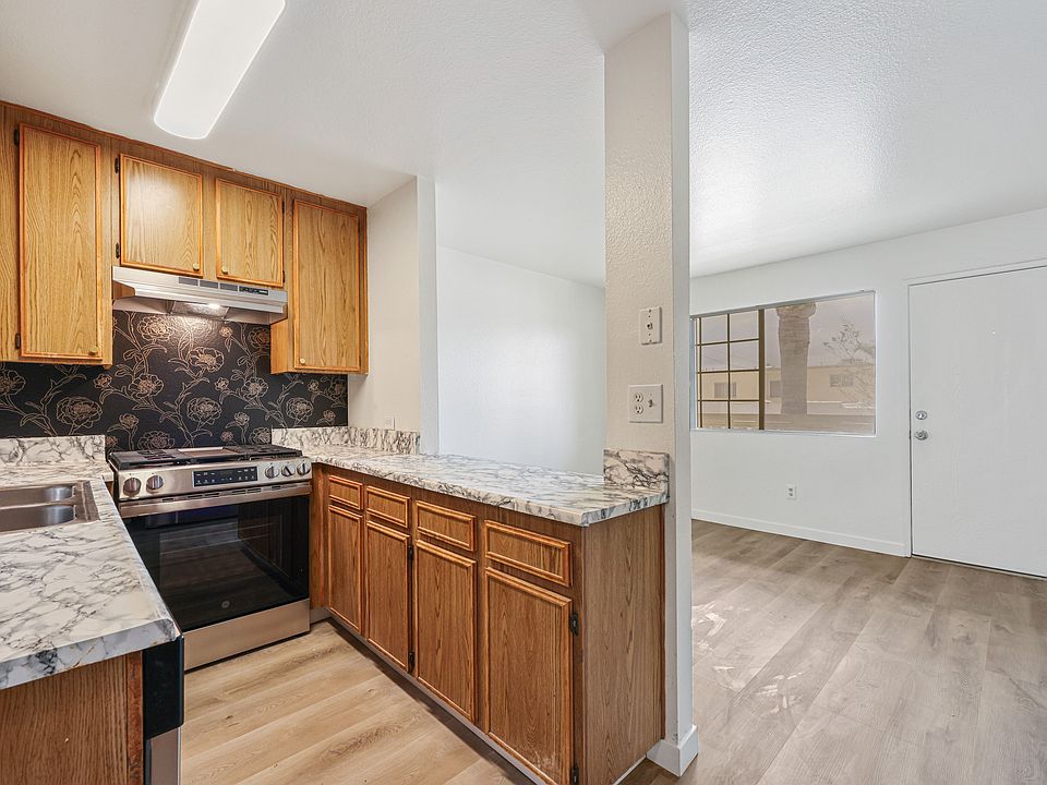 1st image of 4655 33rd St APT 6