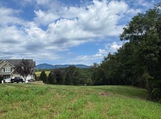 13 Keiths Place Dr, Rocky Mount, VA 24151