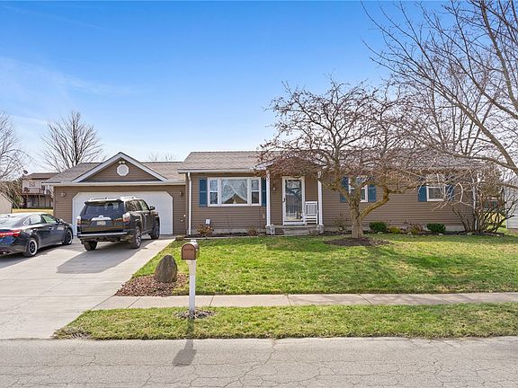 2nd image of 77 Bernwood Dr