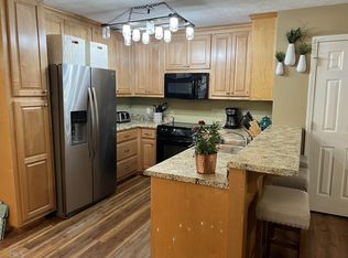 113 Hawthorne Dr, Cleveland, GA 30528