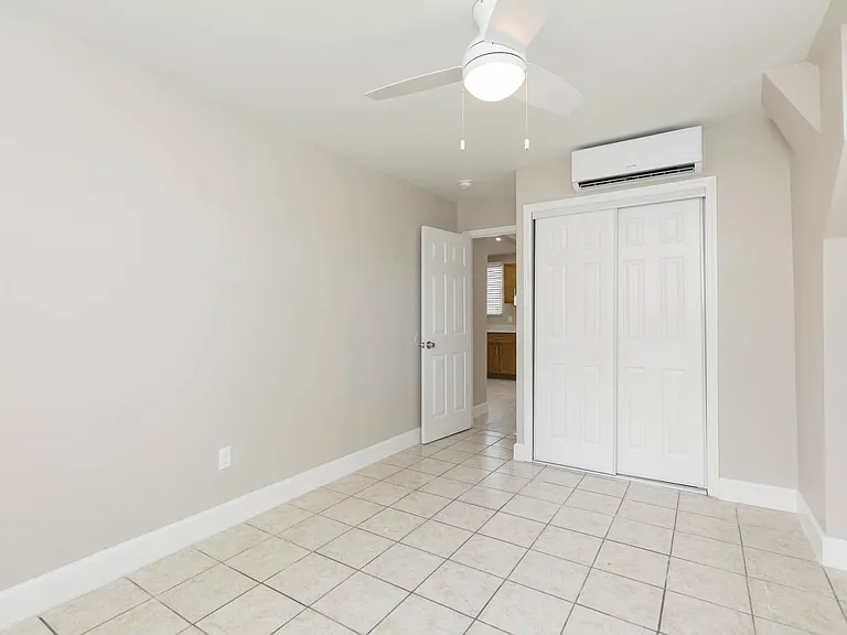 2600 52nd Ave N #C — Photo 10