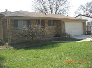33603 Newport Dr, Sterling Heights, MI 48310