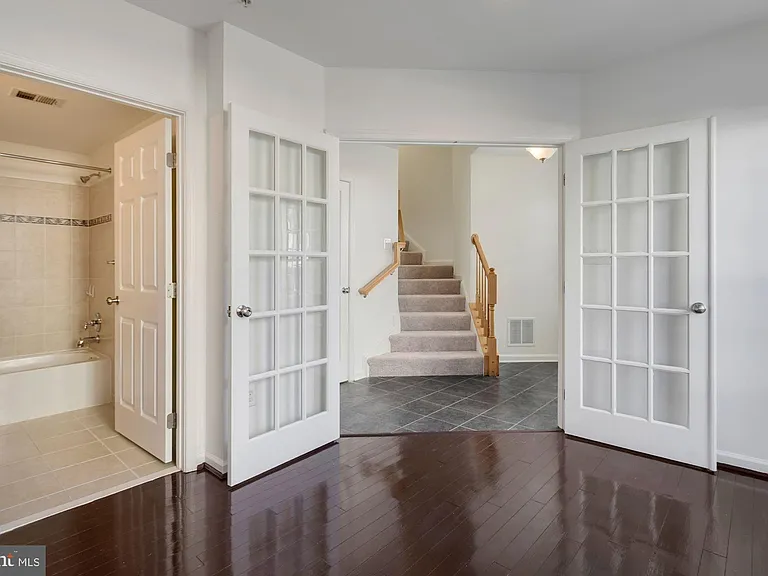 4801 Portsmouth Rd #17 — Photo 27