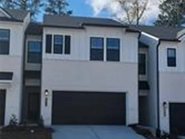 2044 Underwood Dr, Lawrenceville, GA 30043