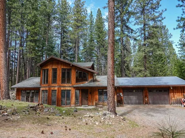 9936 Sniktaw Ln, Fort Jones, CA 96032
